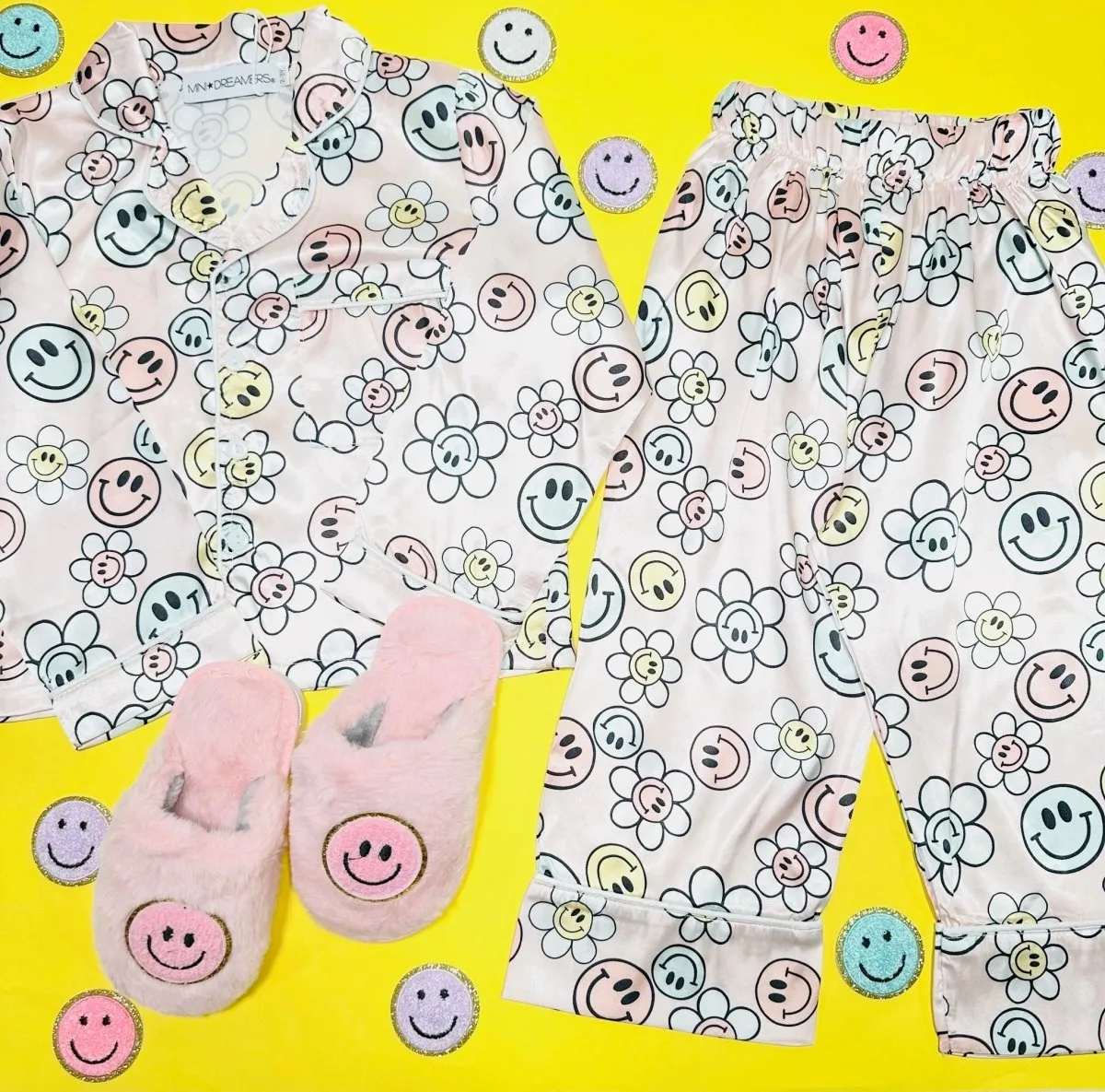 SUNNY SMILEY FACE DAISY TWO PIECE SET